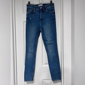 ZARA | Trafaluc High-Waisted Skinny Jeans - Size 6
